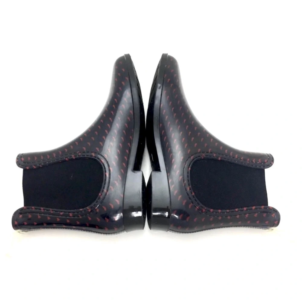 HENRY Ferrera Heart Print Ankle Rain Boot In Black With Red Heart